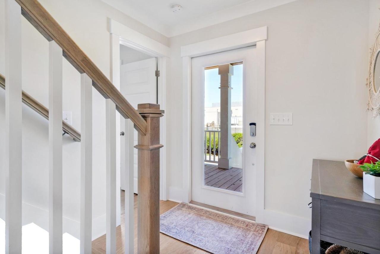 Seas The Day Villa Oak Island Exterior photo